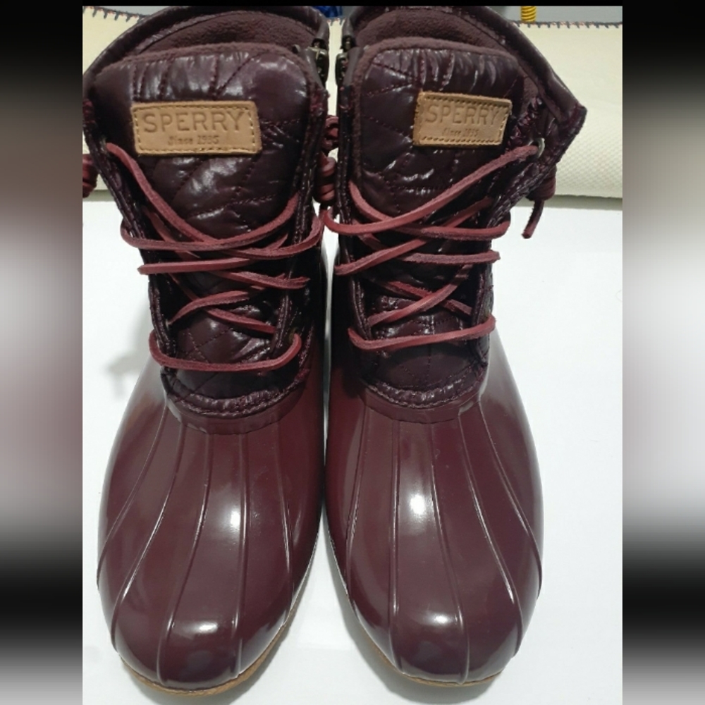 Sperry Quilted Waterproof rubber boots
